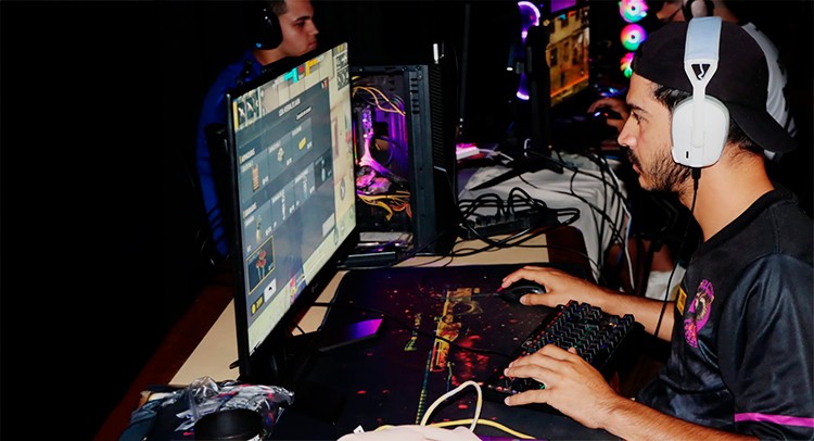 Secretaria de Esporte e Cultura entrega premiações na final do e-Games