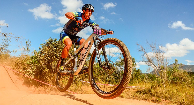 Francano é vice-campeão do Brasileiro de Mountain Bike