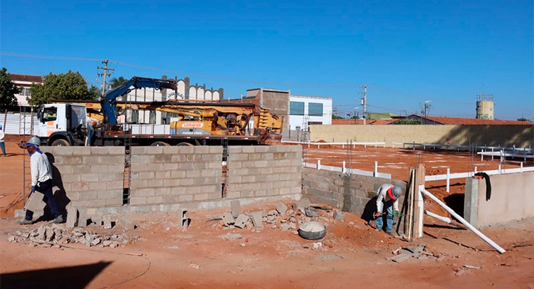 Prefeitura inicia construção de nova UBS no Santa Terezinha