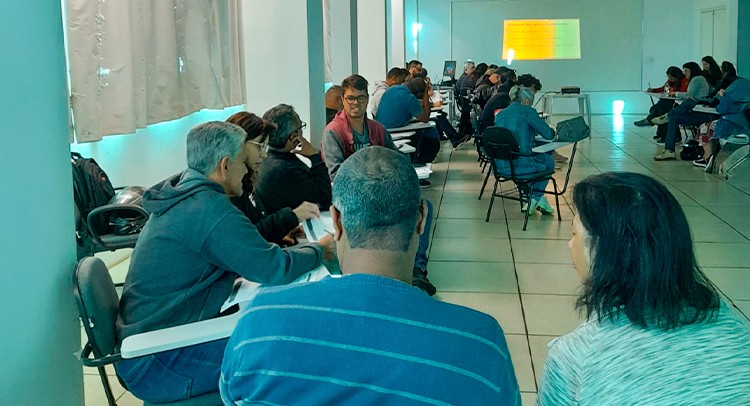 Secretaria de Educação promove formação continuada de inspetores