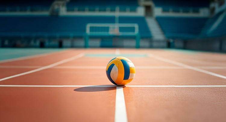 Campeonatos de Vôlei e Futsal movimentam praças esportivas