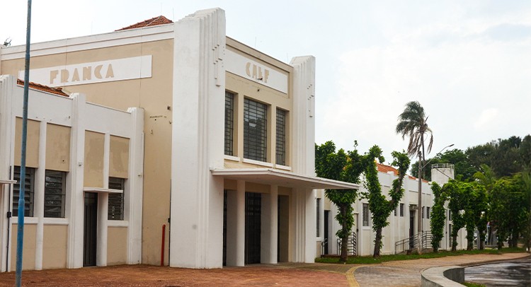 Desenvolvimento faz plantão na Mogiana para boxes do ‘Mercado Municipal’