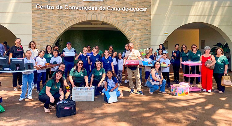 EMEB ‘Aldo Prata’ recebe prêmio do Programa 'Agronegócio na Escola' em Ribeirão Preto