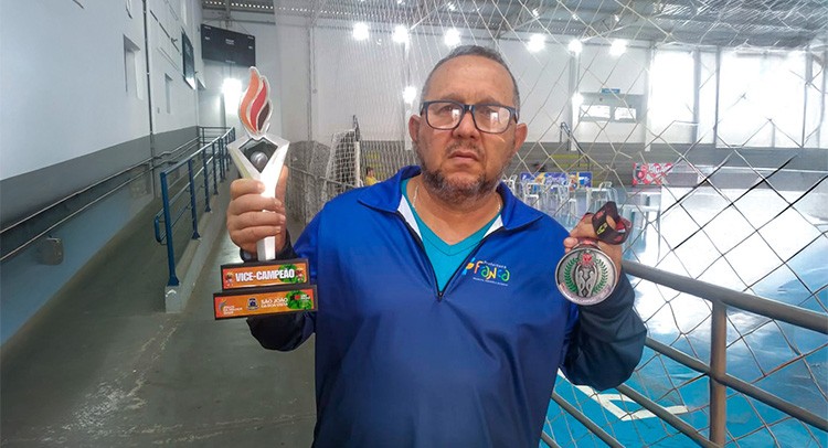 Dama masculina é vice-campeã no Estadual dos Jogos da Melhor Idade