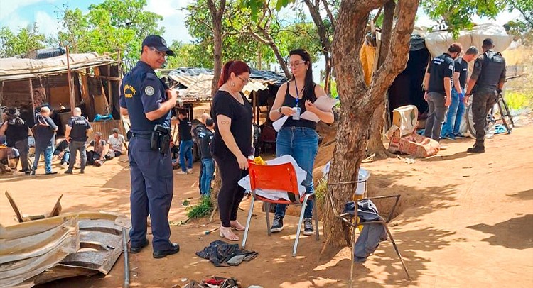 Prefeitura realiza ação de atendimento na Vila Pandolfo