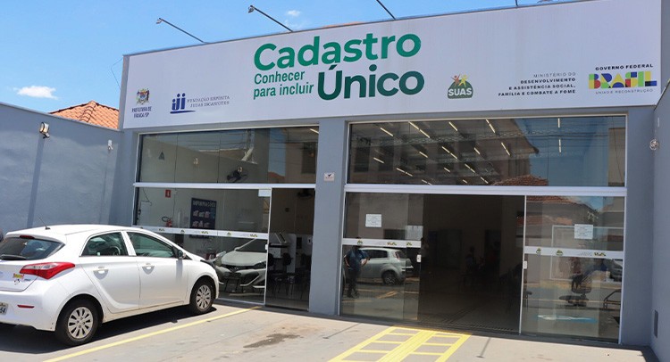 CadÚnico realiza mais de 12 mil atendimentos mensais