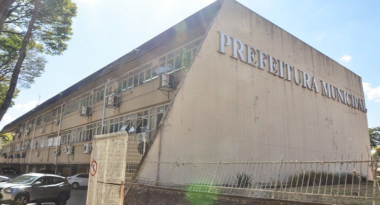 Repartições municipais encerram expediente às 12 horas nas vésperas de Natal e Ano Novo