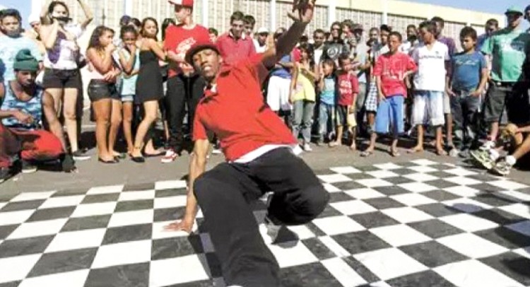 Prefeitura oferece aulas gratuitas de breaking em parceria com a Casa do Hip-Hop