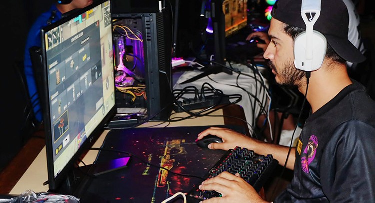 Qualificatórias do e-Games começam segunda-feira