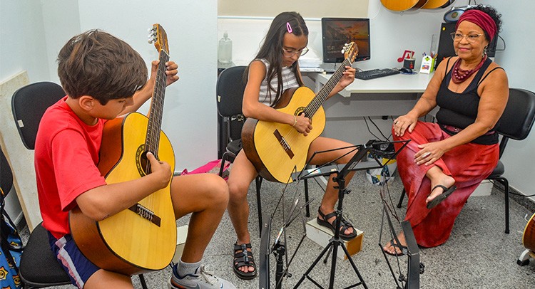 Prefeitura abre 600 vagas e cria novas unidades da EMIM