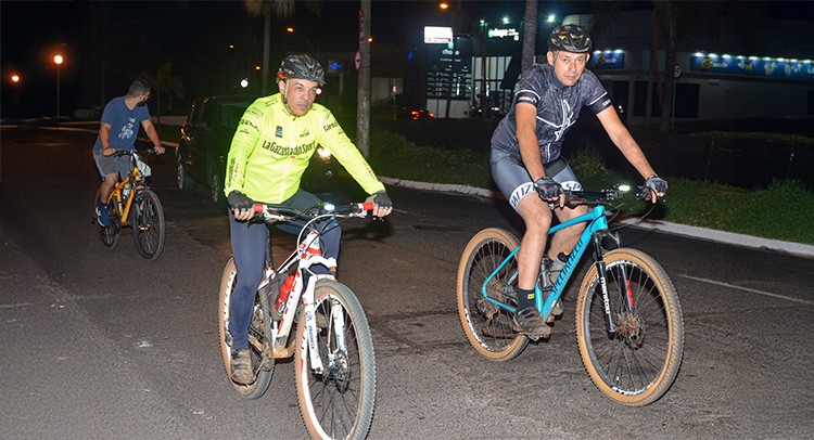 Nesta quinta-feira tem Passeio Ciclístico Noturno