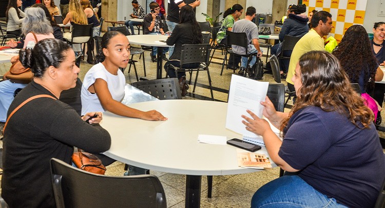 'Dia de Oportunidade' oferece mais de 200 vagas de trabalho nesta terça-feira