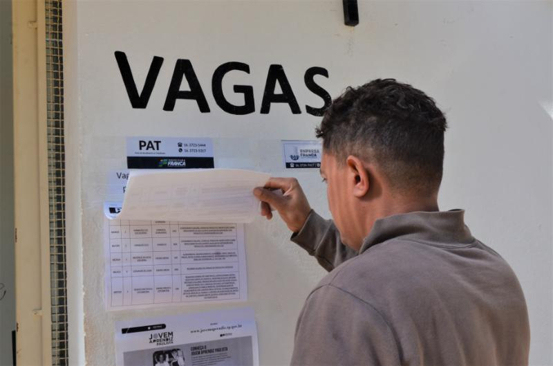 PAT tem 103 vagas de emprego abertas para diversas áreas