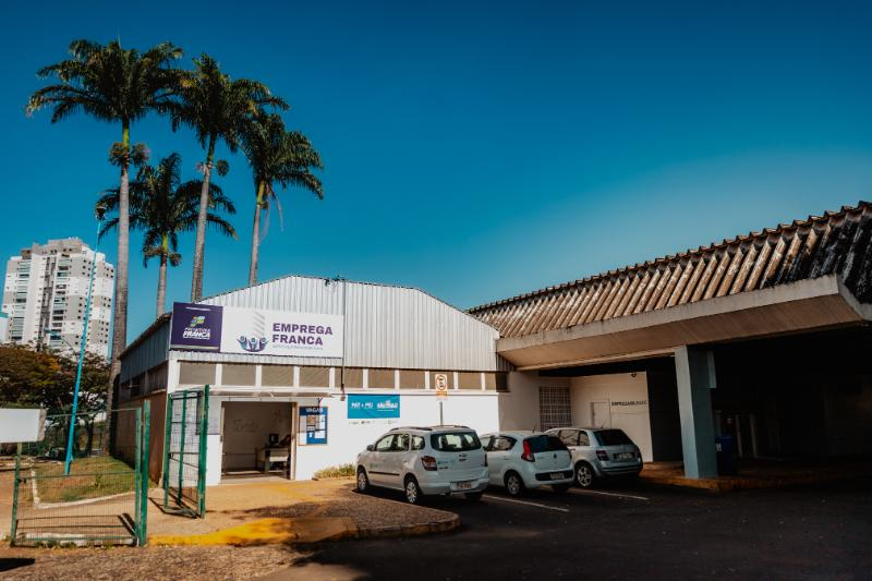 Emprega Franca e PAT têm 102 oportunidades de emprego