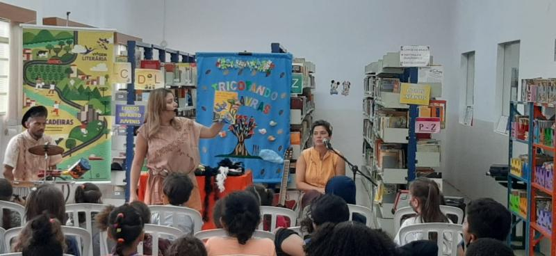 Biblioteca Municipal recebe Degustação Literária neste sábado