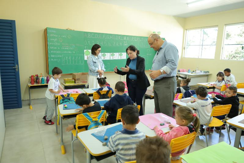 Sete escolas já funcionam em tempo integral com 456 alunos