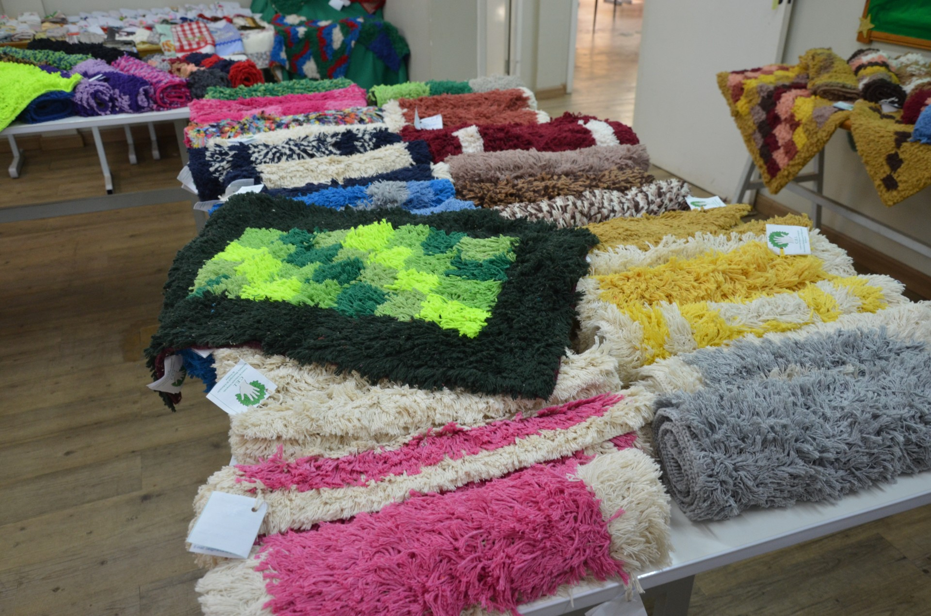 CEI inicia Bazar de Artesanato com peças dos aprendizes