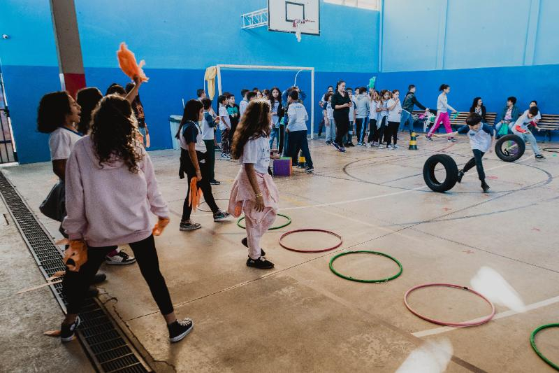 EMEB Vanda Badaró faz gincana, atividades e leitura sobre trânsito