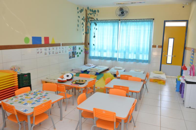 Mais de 11 mil alunos voltam às aulas nas creches