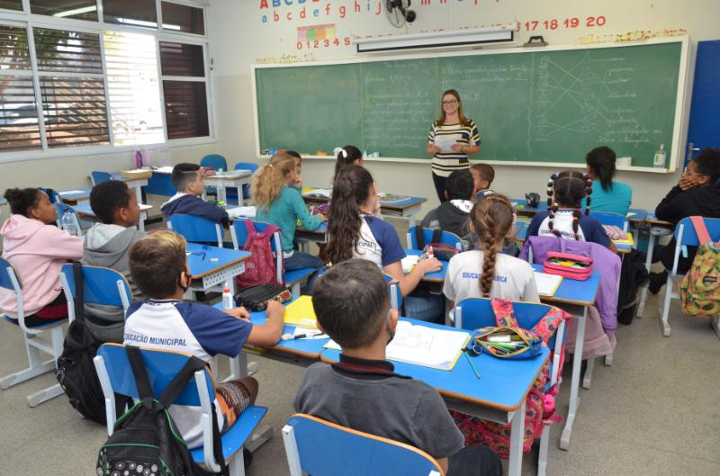 Educação inicia ano letivo nas escolas municipais
