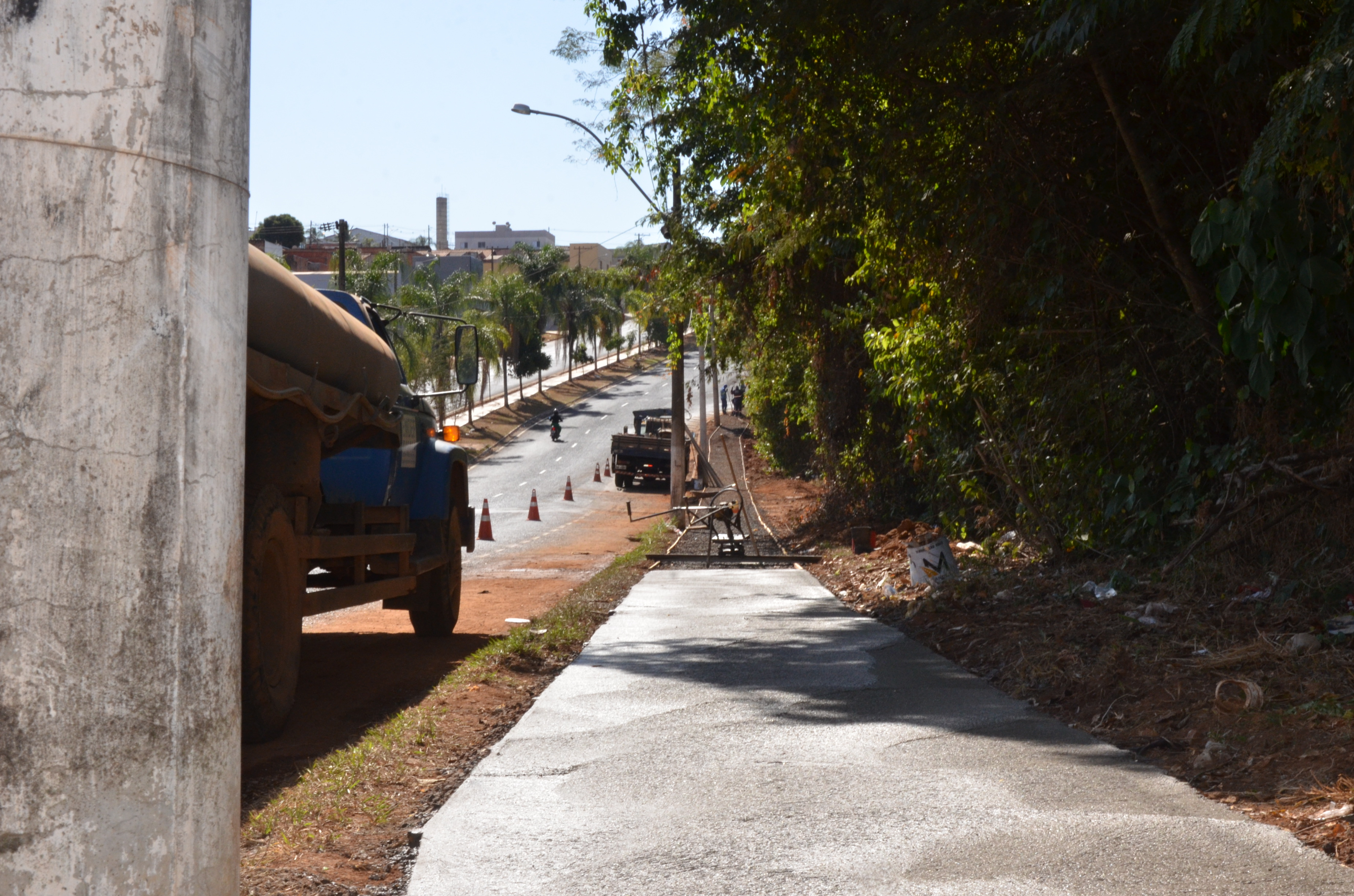 Leporace e Luíza recebem 1,6 quilômetros de Calçada Segura