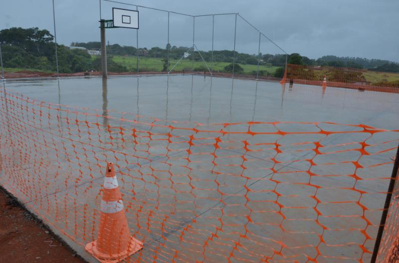 Prefeitura investe na construção de Centros Esportivos