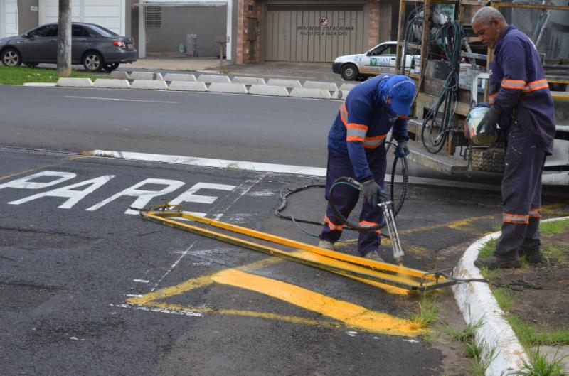 Parque Castelo recebe nova lombofaixa e reforço na sinalização
