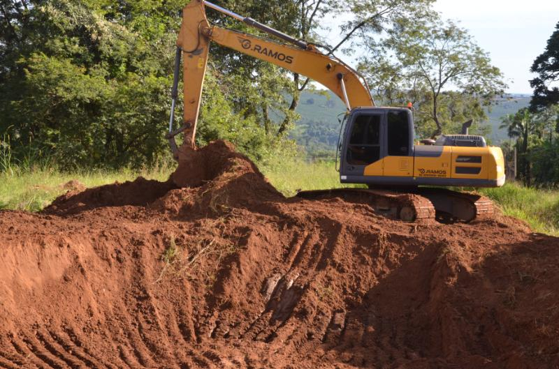 Prefeitura intensifica reparos nas estradas rurais