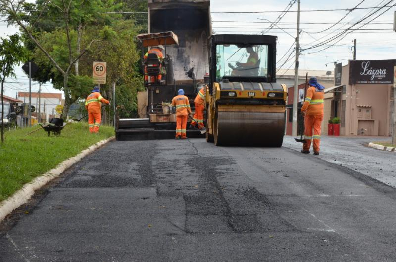 Recapeamento chega na Avenida Chafic Facury