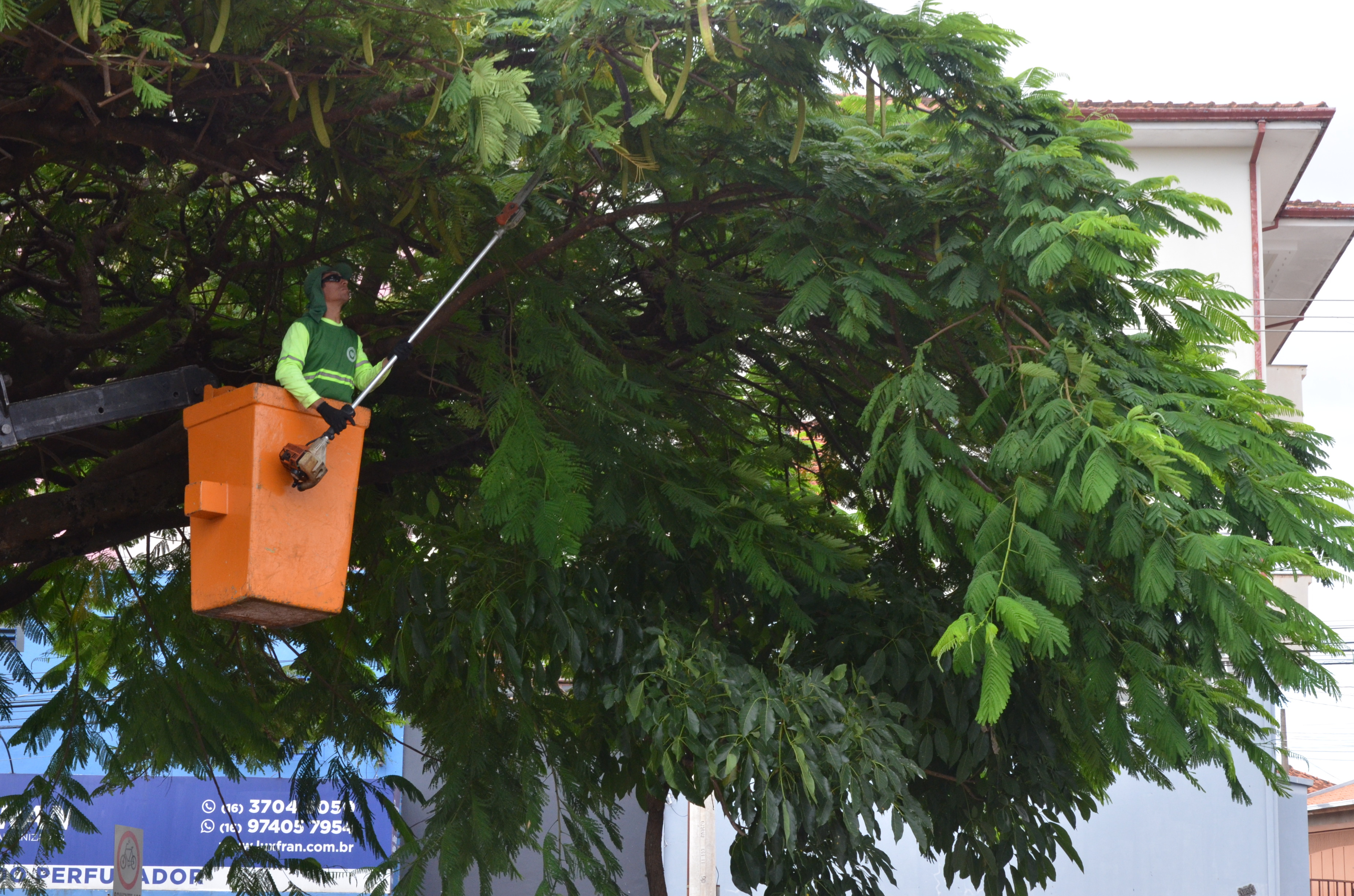 Praça da Vila Teixeira passa por revitalização