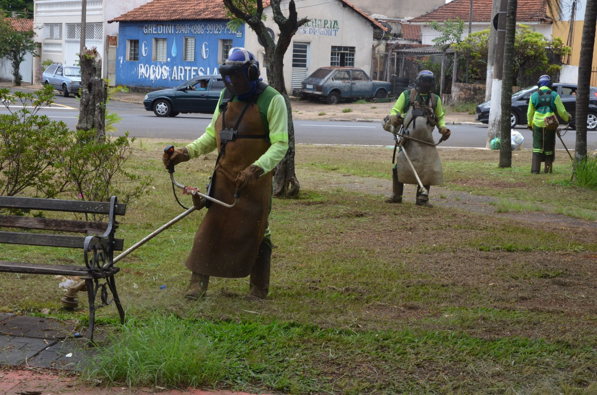 Prefeitura intensifica limpeza em áreas públicas
