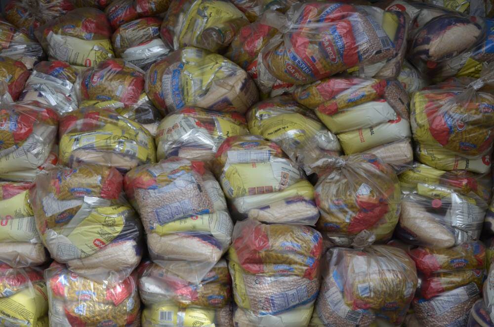 Prefeitura inicia distribuição de cestas básicas pela região Norte