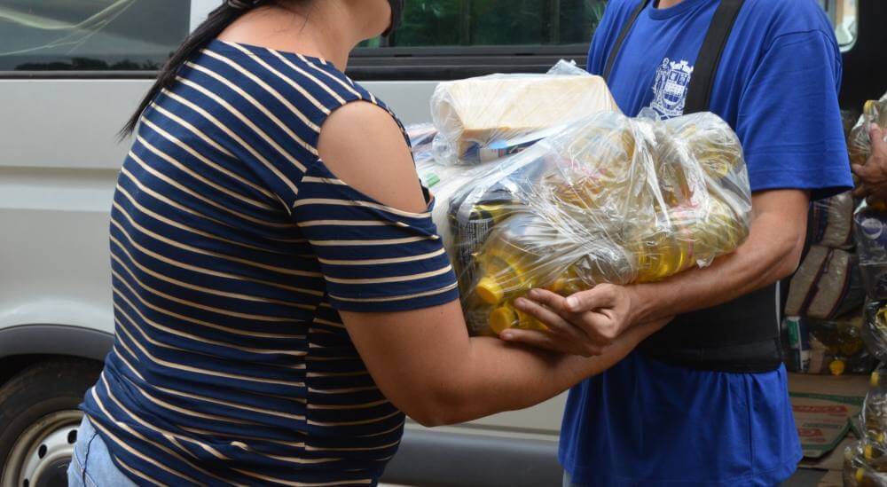 Ação Social inicia distribuição de cestas básicas nos CRAS
