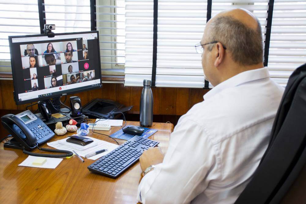 Alunos da Sala de Leitura entrevistam o prefeito Alexandre Ferreira