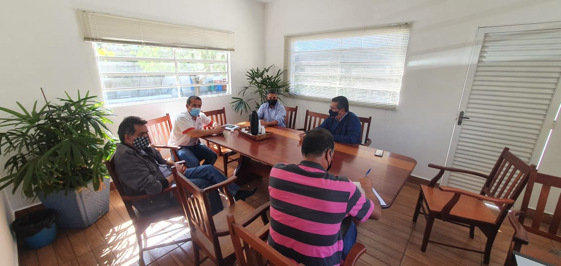 Reunião discute destinação de resíduos de gesso