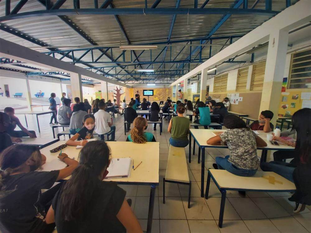 Meio Ambiente promove palestras educativas sobre abelhas