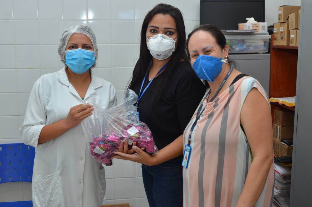 Prefeitura presta homenagem a enfermeiros e servidores da Saúde