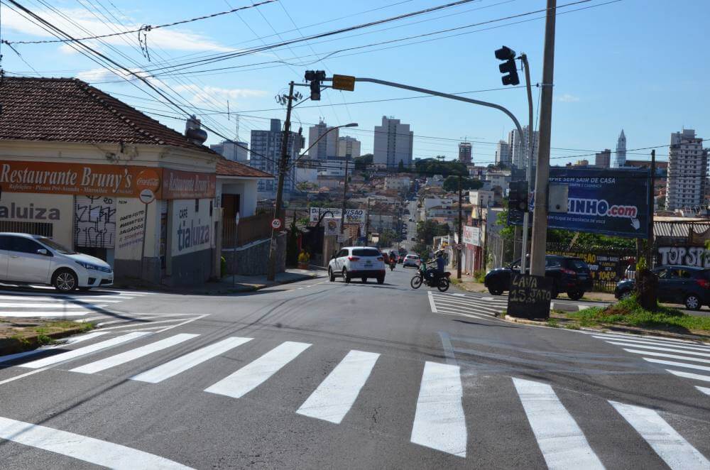 Semáforos começam a funcionar na General Telles