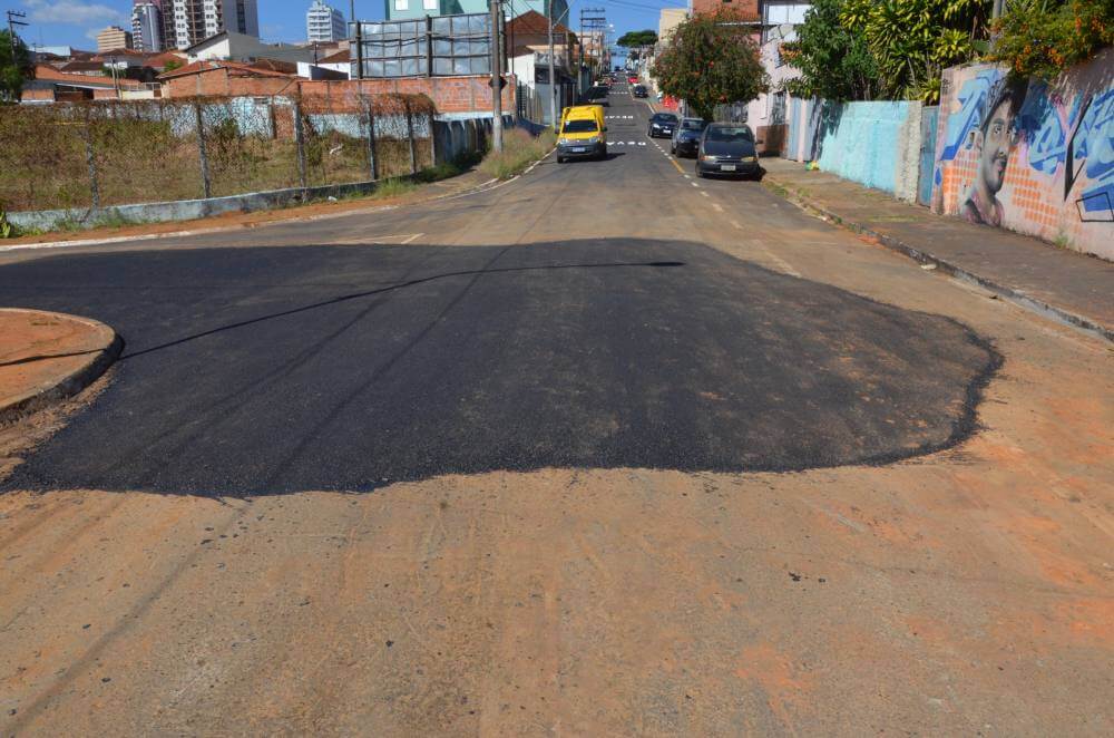 Obras seguem na rua General Osório com alça interditada