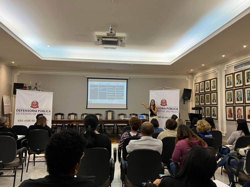 Ação Social apresenta políticas públicas para pessoas em situação de rua em Rio Preto