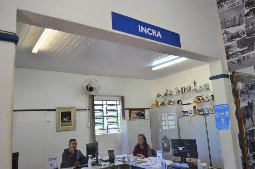 Prefeitura reativa unidade do INCRA e adere ao SISB