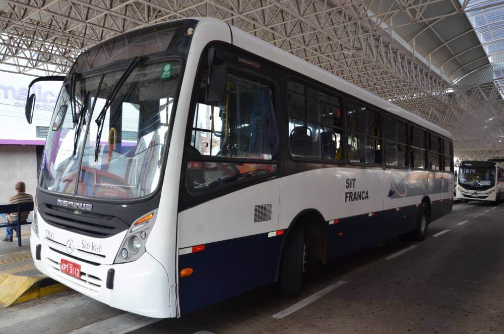 Transporte coletivo ganha reforço com horário especial de Natal