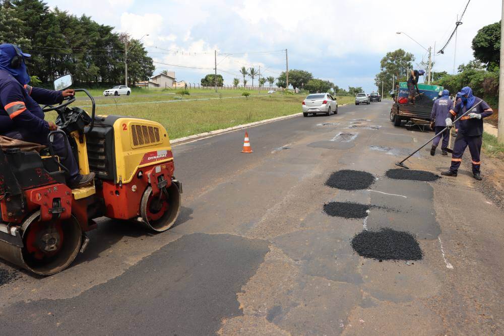 Emdef intensifica serviços de remendo asfáltico com 5 equipes