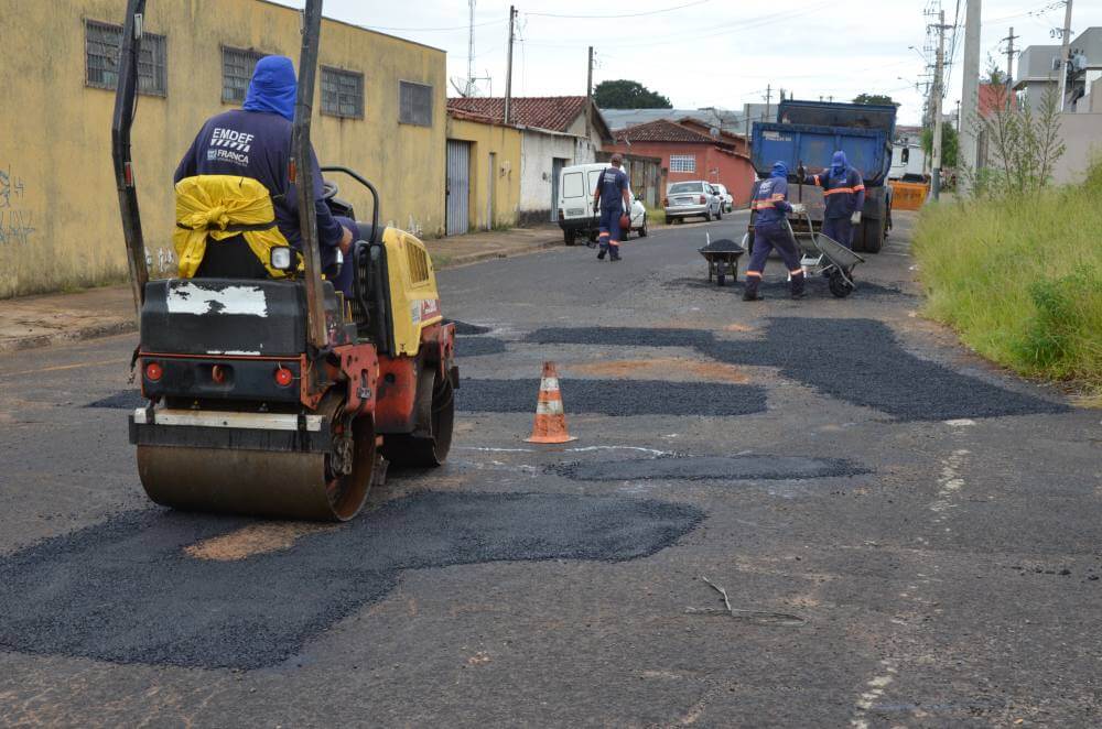 Emdef intensifica operação tapa-buracos