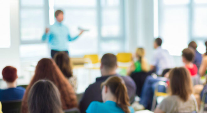 Educação recebe matrículas para o Programa Cursinho Popular