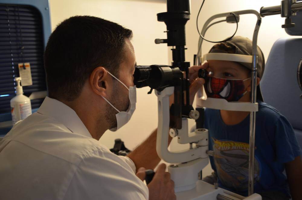 Saúde Visual atenderá crianças da Vila Real nesta sexta-feira