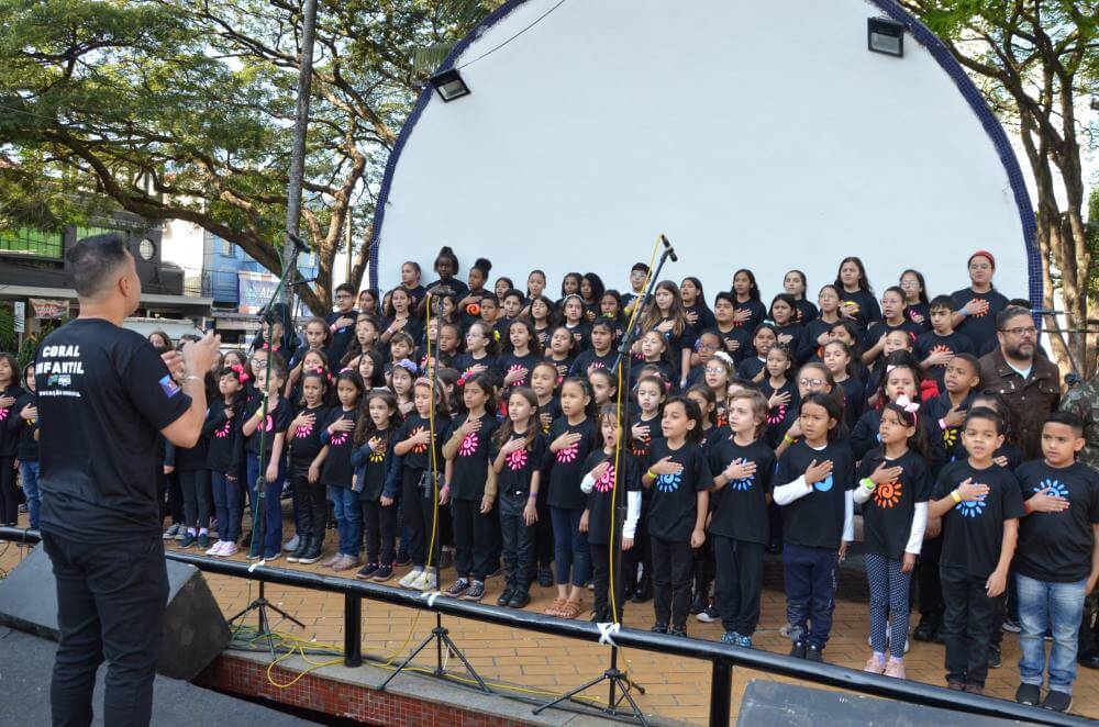 Apresentações musicais marcam a abertura da Semana da Pátria