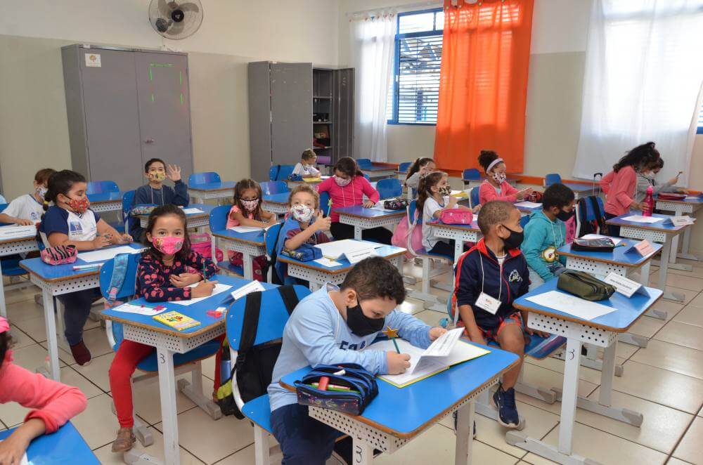 Educação registra mais 6,7 mil matrículas para 2.023 e mantém atendimentos