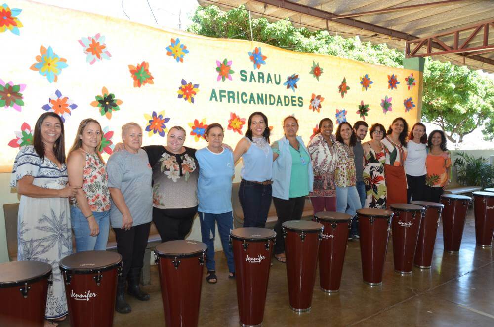 Sarau Africanidades movimenta alunos e pais em Escola na Integração