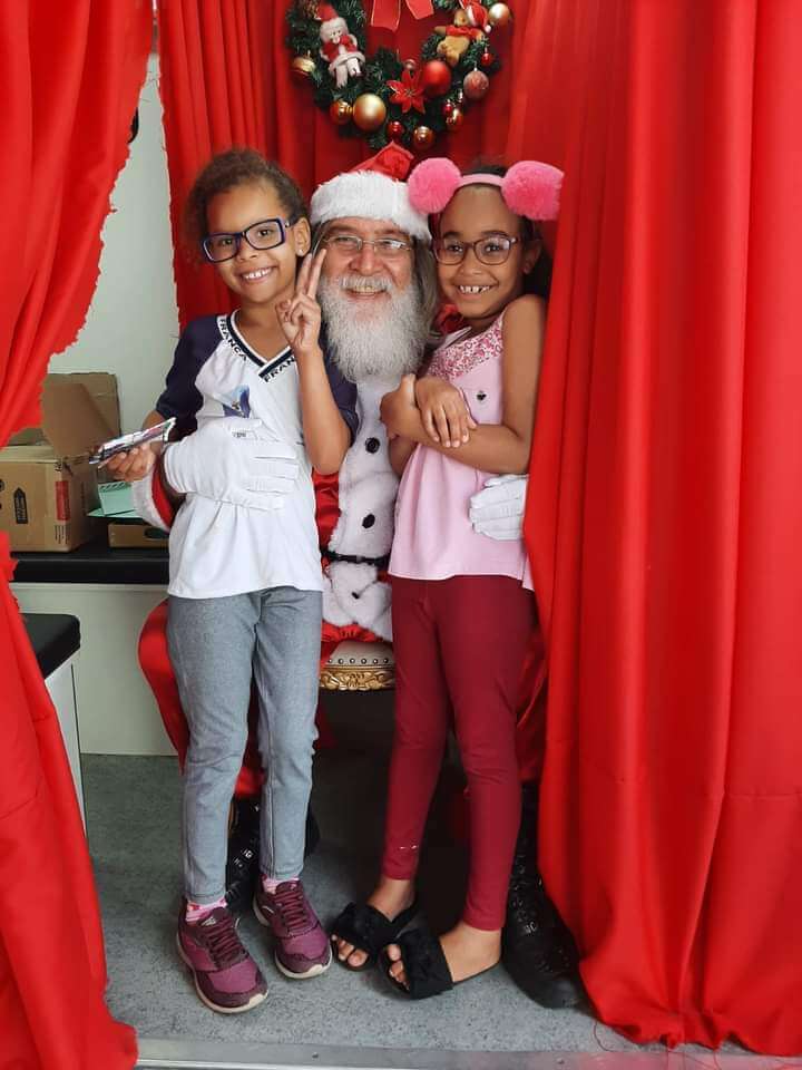 Papai Noel visita escolas municipais